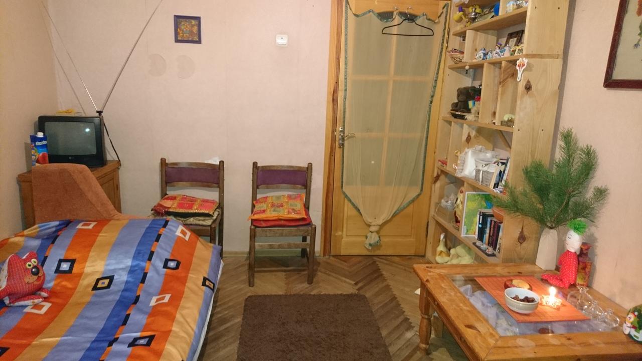 Comfortable Isolated Turnkey Room Near The Subway And The International Exhibition Center Kiev Dış mekan fotoğraf